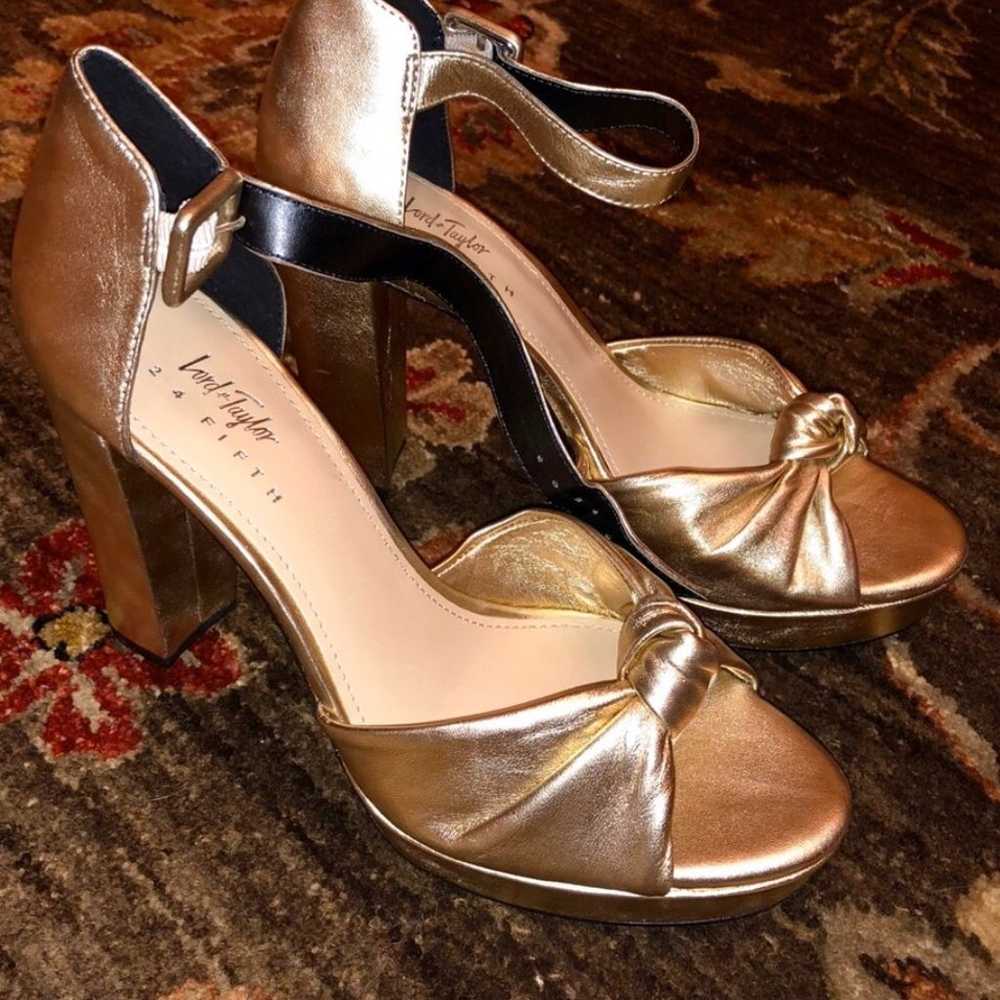 Cute Gold Pumps - image 1