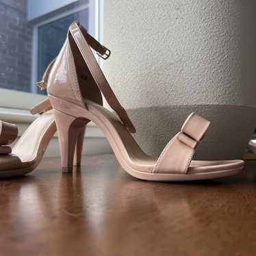 Pashion Footwear - beige sandals -New Size 6,5