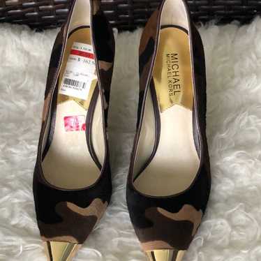 Michael Kors Zady Leather Pump