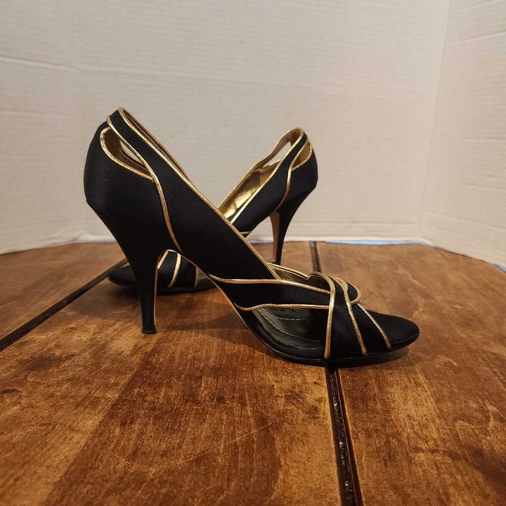 Kate Spade Black and Gold Heels - image 2