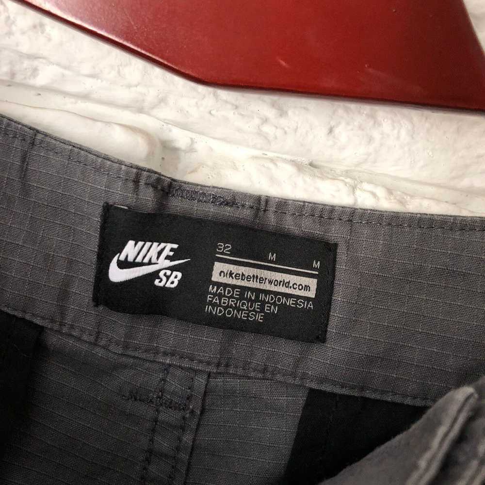 Nike × Streetwear × Vintage Nike SB bermuda cargo… - image 5