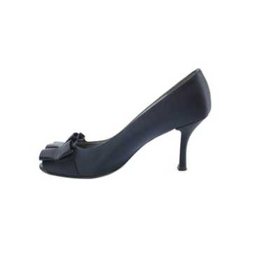 STUART WEITZMAN Navy Ruffled Satin Pumps