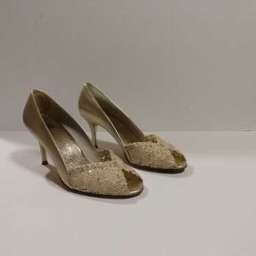 Stuart Weitzman 9 M Gold Sequin Peep Ope - image 1