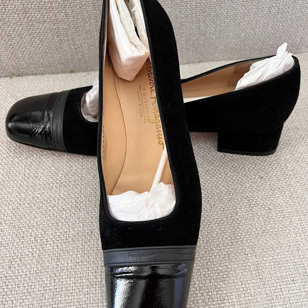 2 pairs Salvatore Ferragamo Black Vintage Heels - image 5
