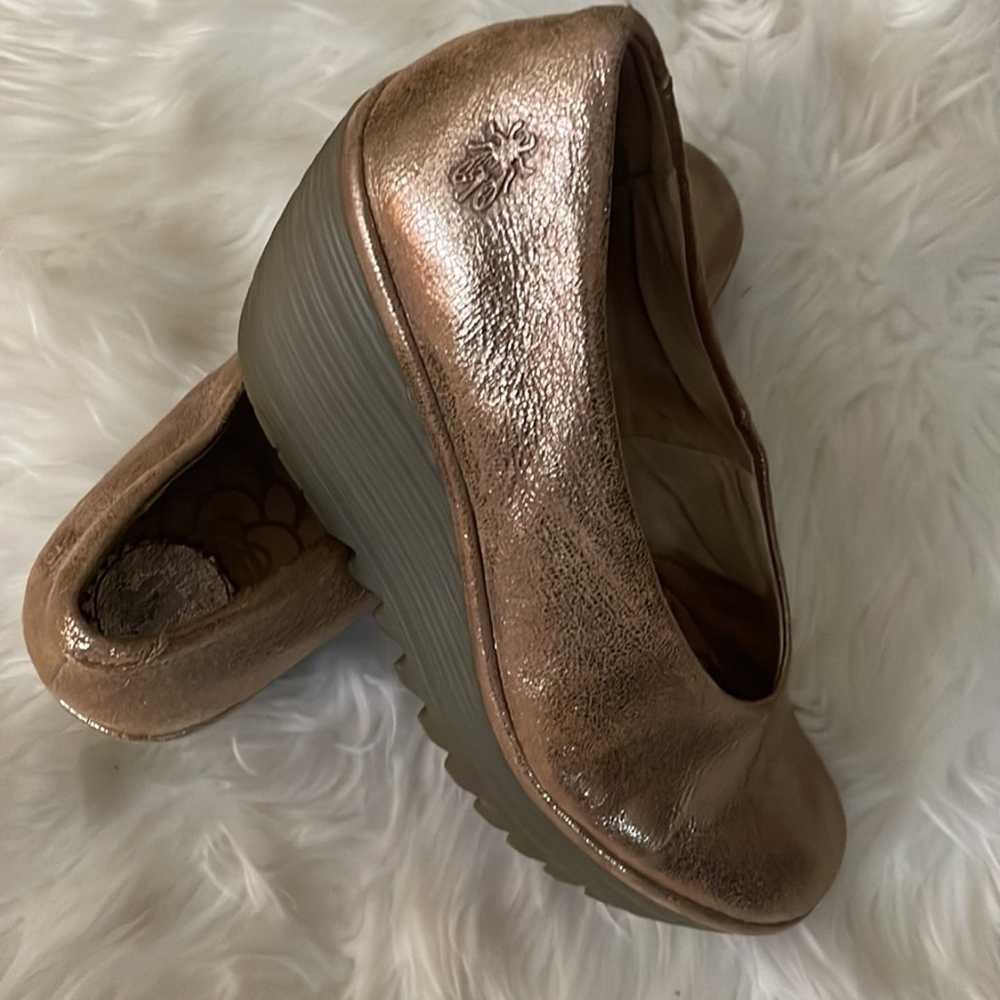 Fly London Wedge Shoes Sz 40 - image 4