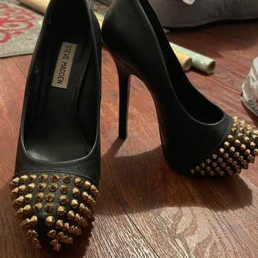 Steve Madden BOLDDD spiked heels