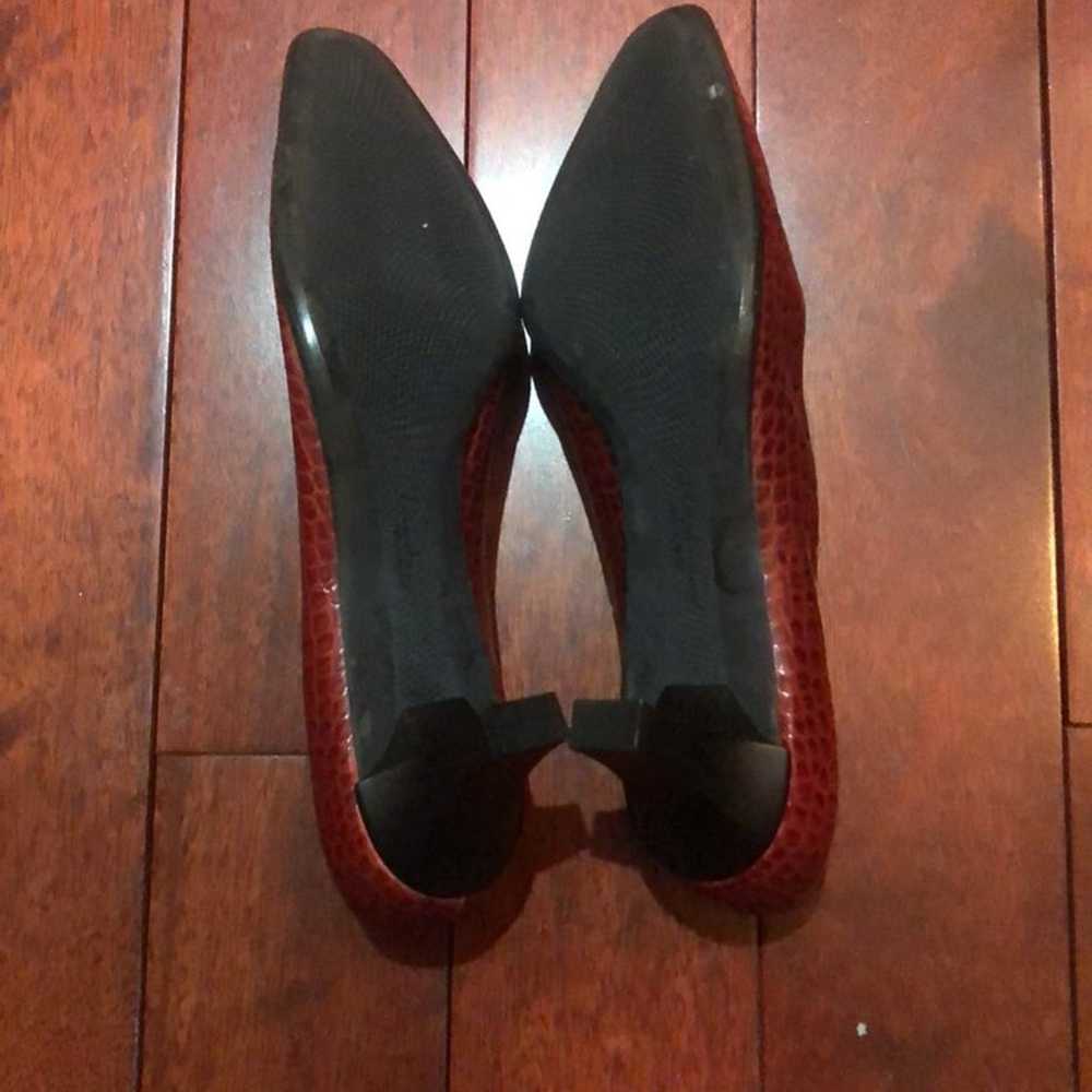 Salvatore Ferragamo boutique red heels pumps croc… - image 8