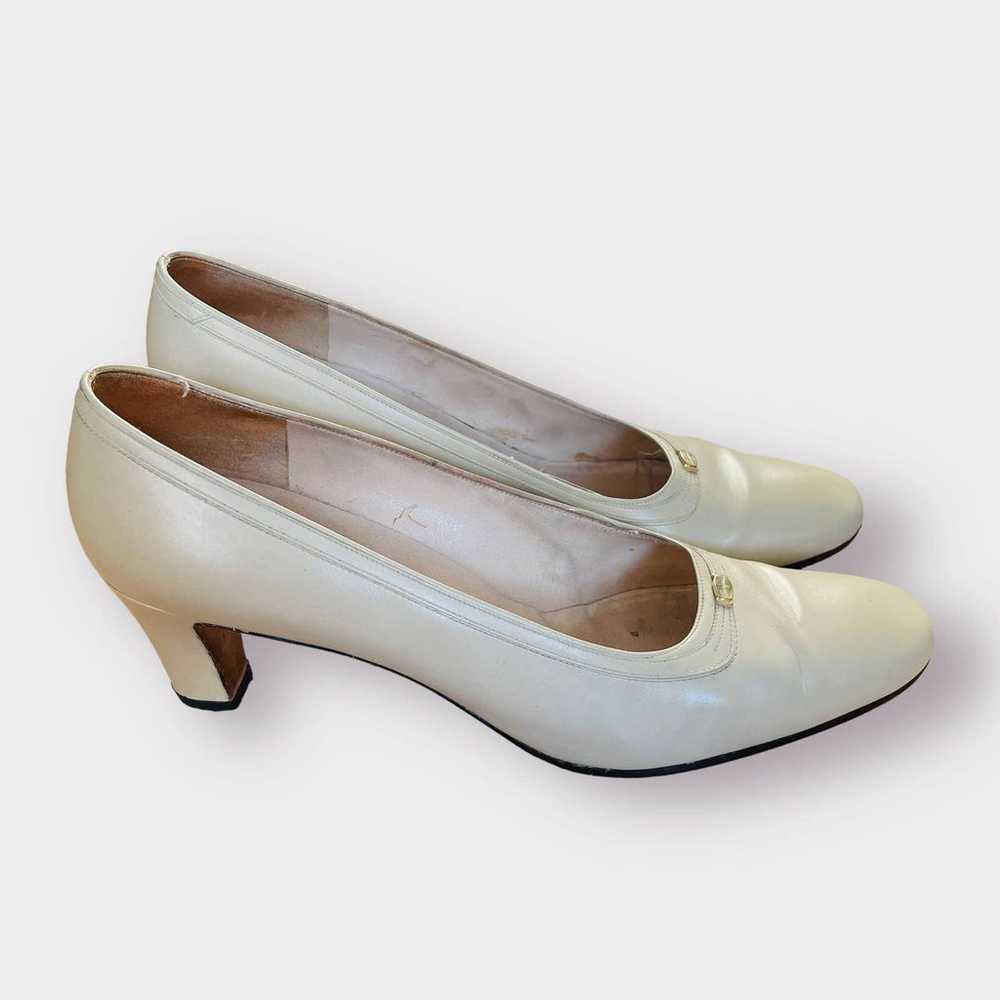 60s Ferragamo Cream Heels - image 3