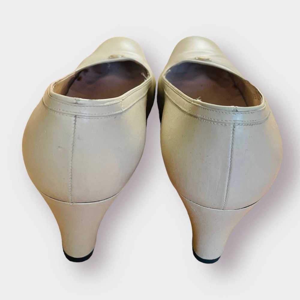 60s Ferragamo Cream Heels - image 7