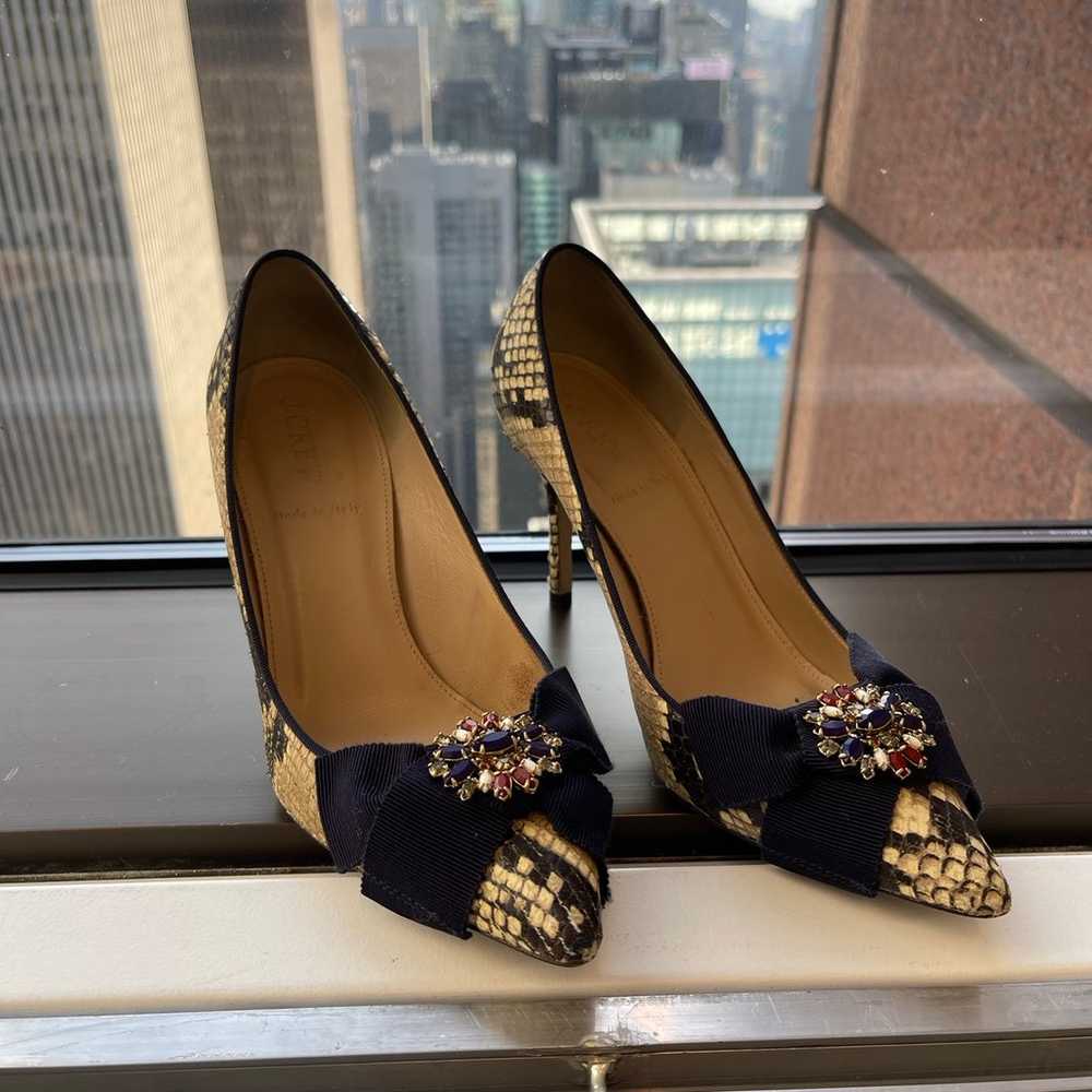 J. CREW SNAKE PRINT 3” HEELS with a Gemstone bow … - image 2