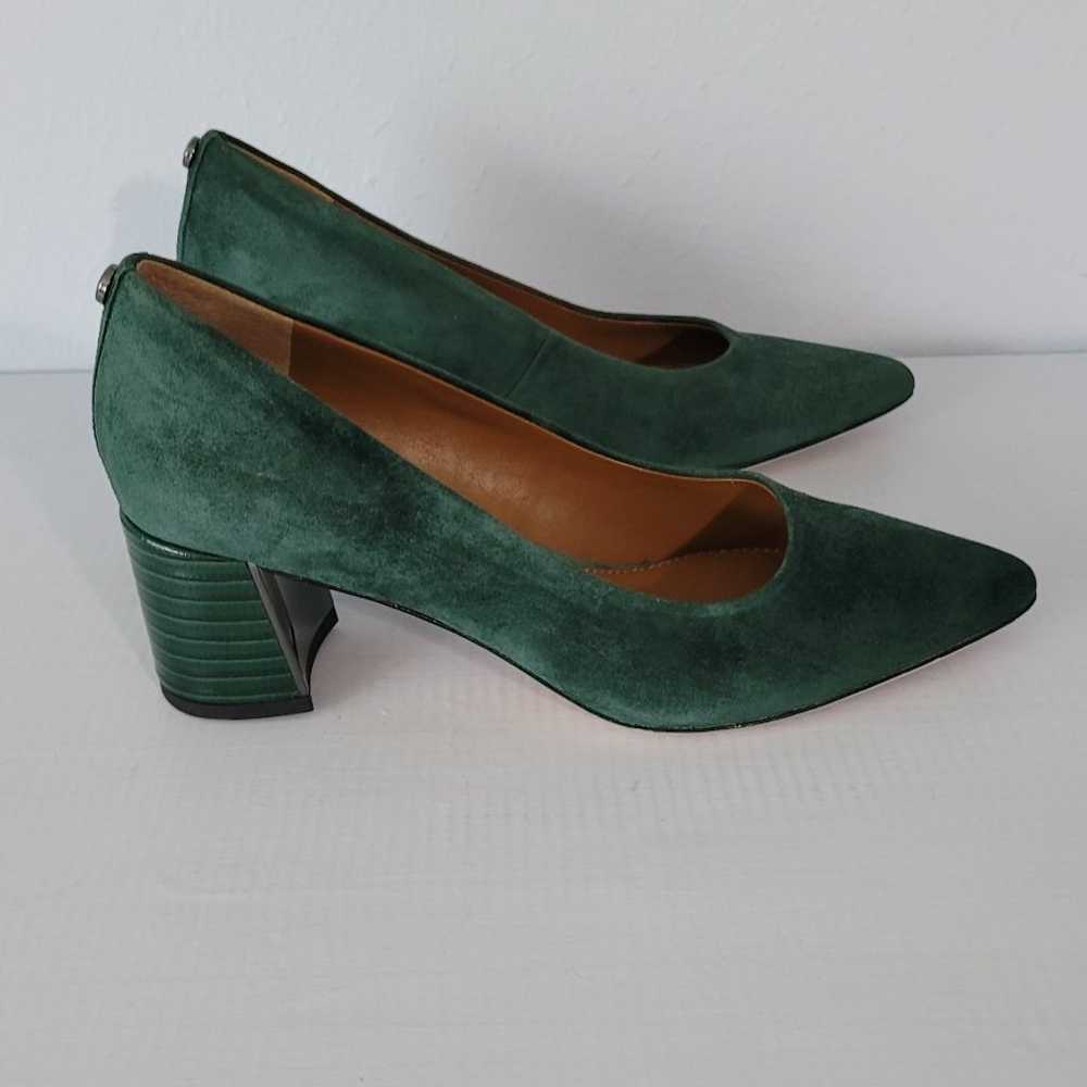 Donald Pliner Suzette Suede Pumps 6 - image 6