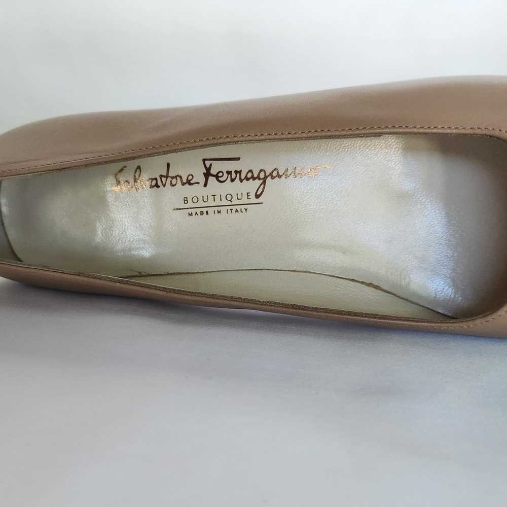 Salvatore Ferragamo twotone pumps 7 women's shoes… - image 3
