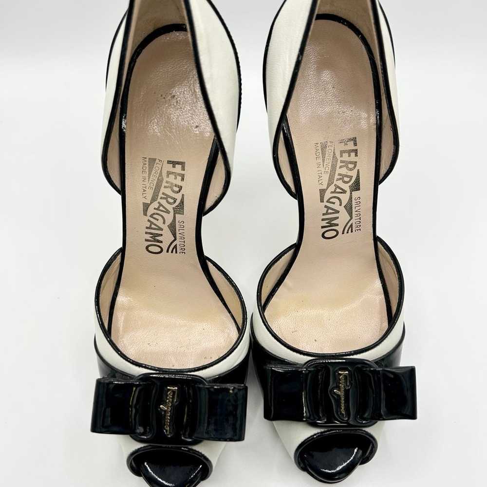 Salvatore Ferragamo Vara Bow perp-toe high heels - image 2