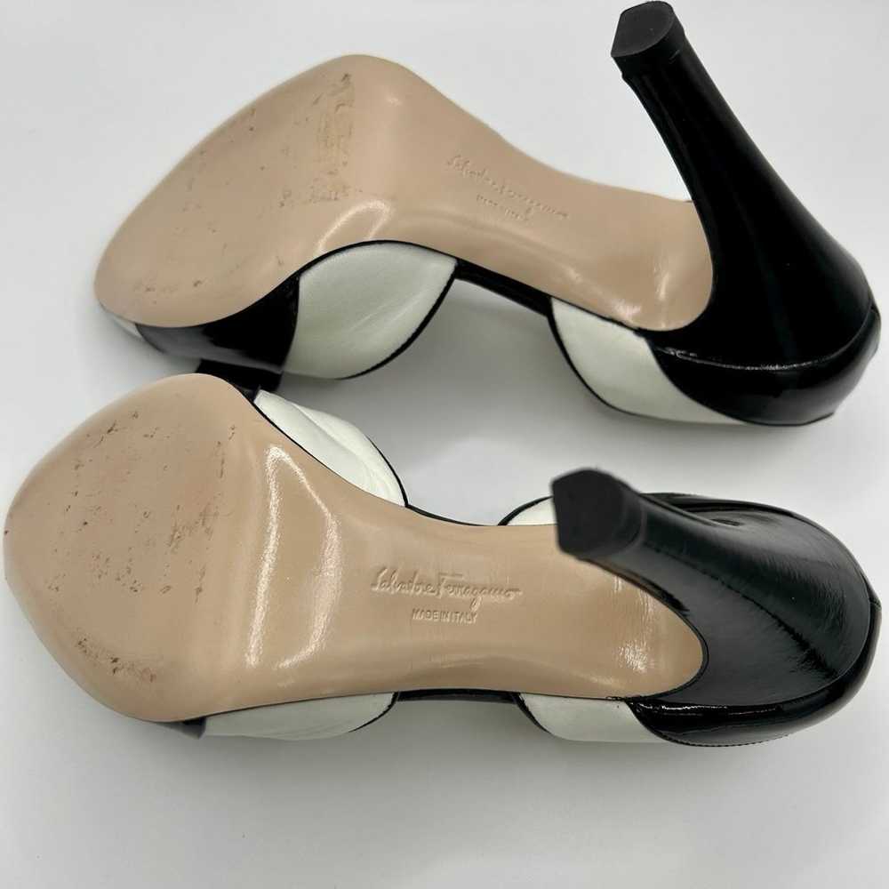 Salvatore Ferragamo Vara Bow perp-toe high heels - image 5