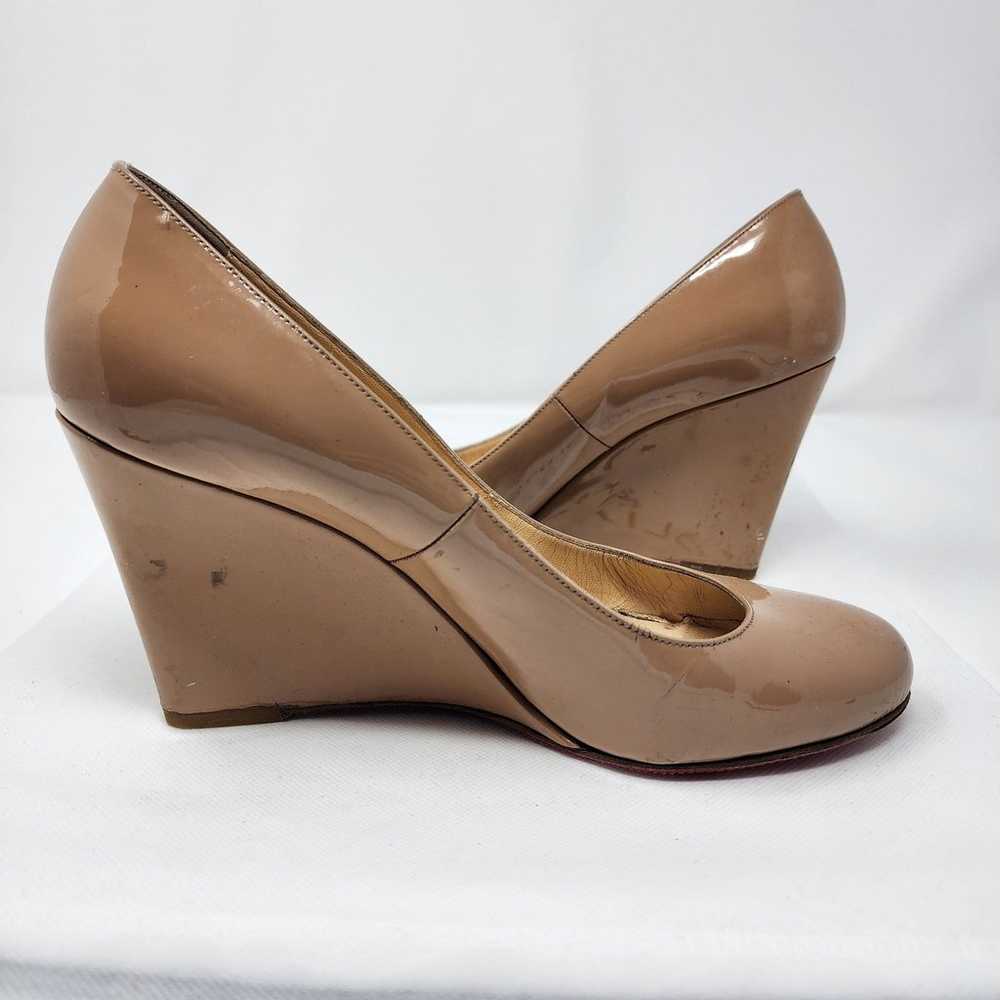 Christian Louboutin Nude Patent Wedges 39 - image 5