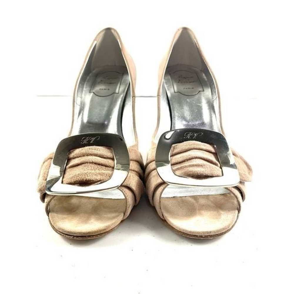 Roger Vivier Women’s Sz 37.5 Beige Suede Buckle S… - image 3