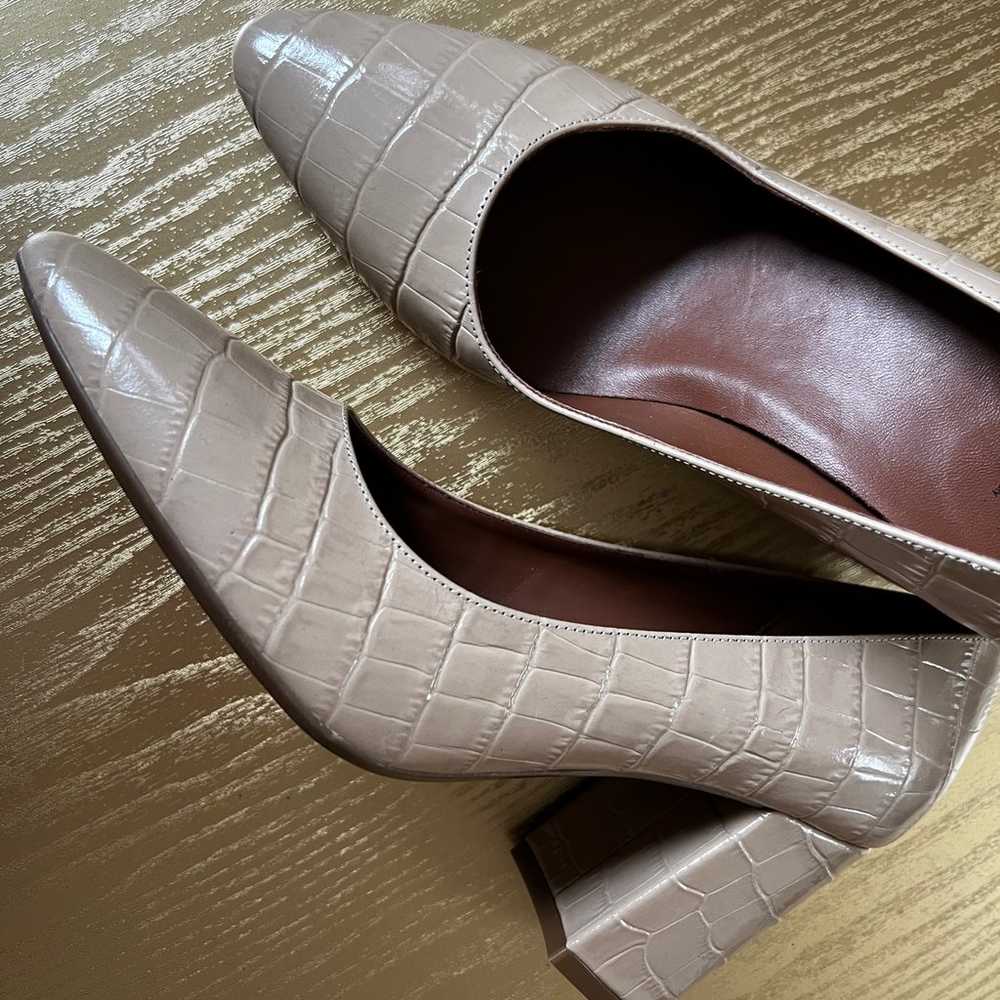Pristine Aquatalia  Embossed Croc Leather Heels - image 2