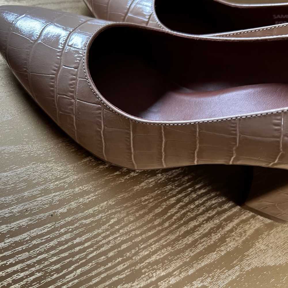 Pristine Aquatalia  Embossed Croc Leather Heels - image 3