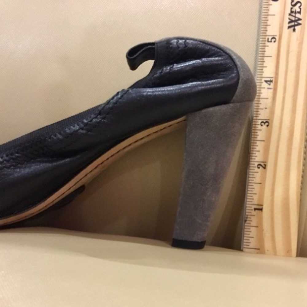 Chanel chunky Pumps in Size 6.5 - image 7