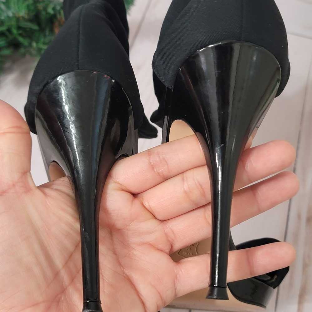 Gianvito rossi-black heels with black elastic str… - image 10