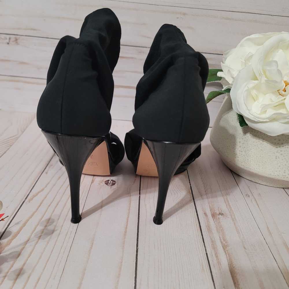 Gianvito rossi-black heels with black elastic str… - image 5