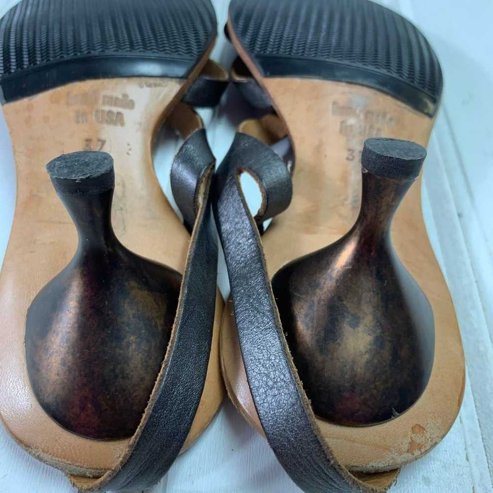 CYDWOQ Kitten Heel Brown Leather Sandals - image 10