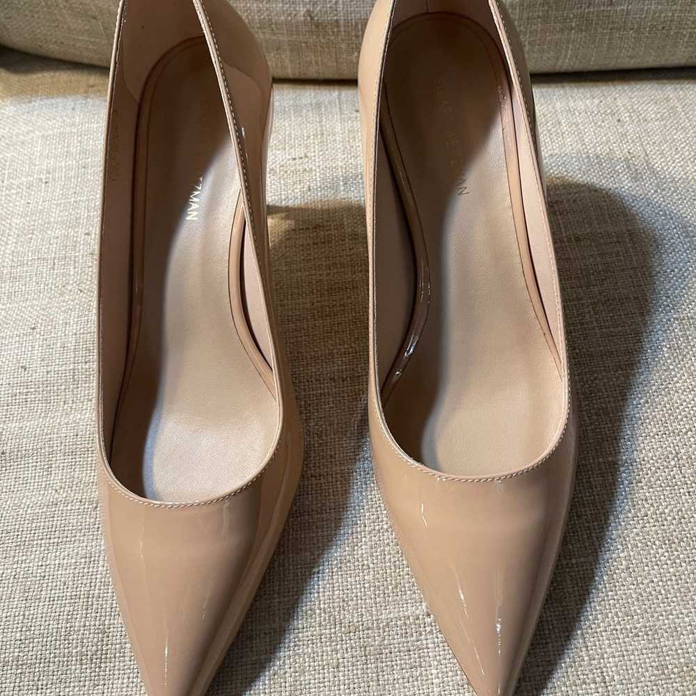 STUART WEITZMAN ‘STUART’ PATENT LEATHER PUMPS Siz… - image 1