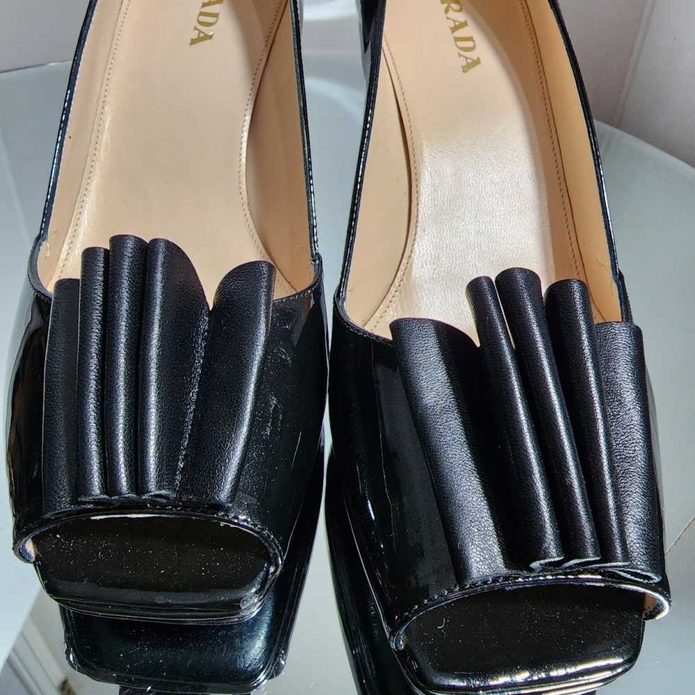 Prada Black Patent Leather Pumps Heels Size 39 - image 10
