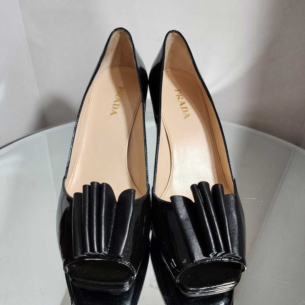 Prada Black Patent Leather Pumps Heels Size 39 - image 2