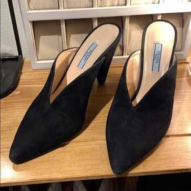 Prada Camoscio heels