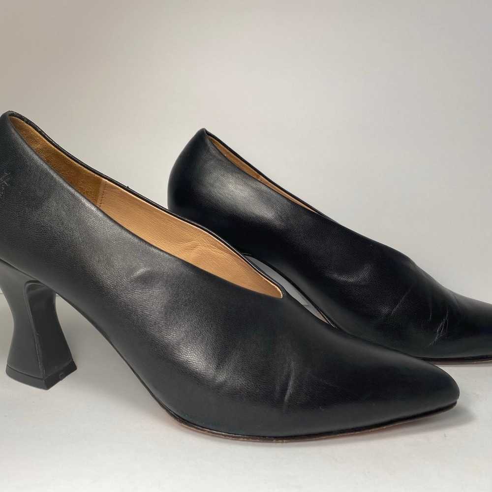 John fluevog pumps heels leather black 9 - image 1