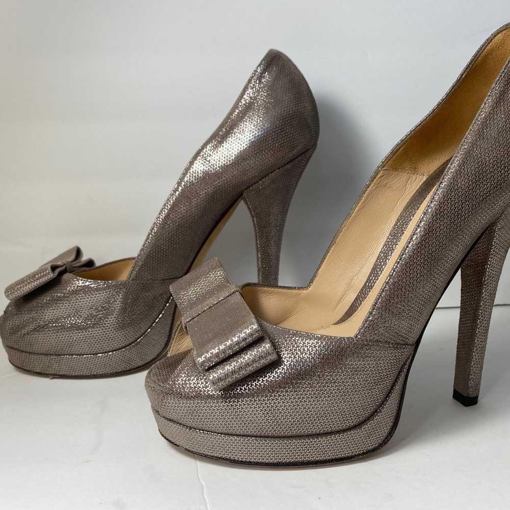 Fendi embossed suede open toe pumps heels bow tau… - image 1