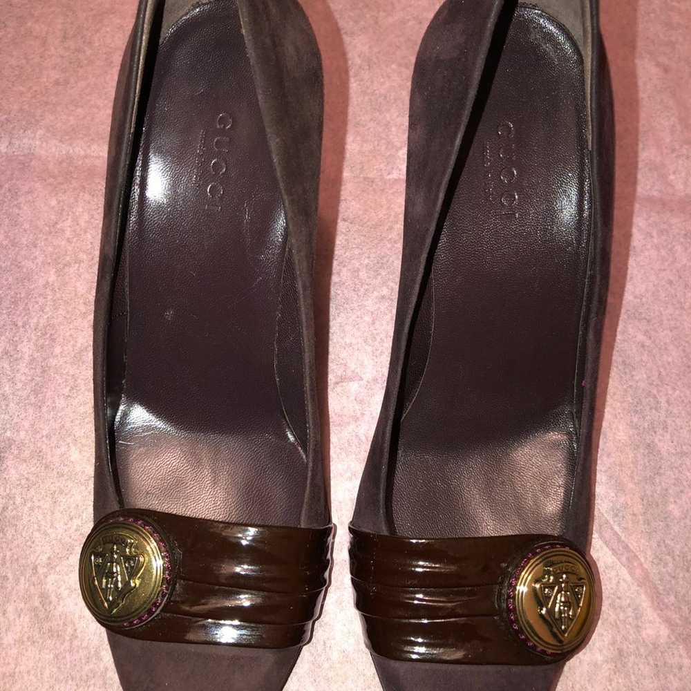 AUTHENTIC GUCCI HYSTERIA CREST PUMPS HEE - image 1