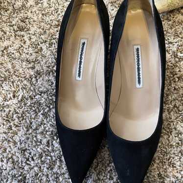 Manolo blahnik bb black suede pumps 38.5 8.5 new - image 1