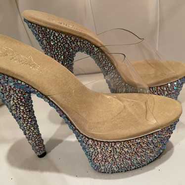 New Bejeweled Gold Pleaser Heels Size 9