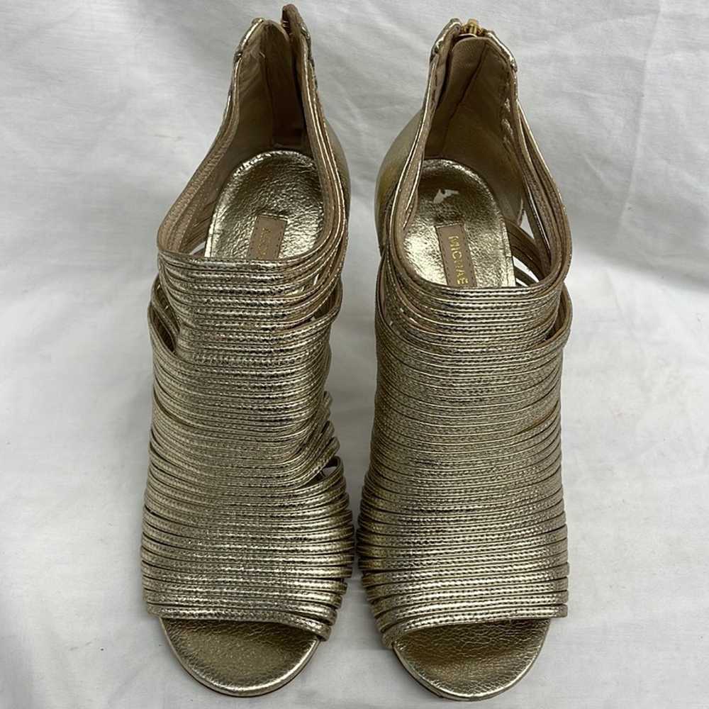Michael Kors gold leather zip back heels ladies s… - image 2