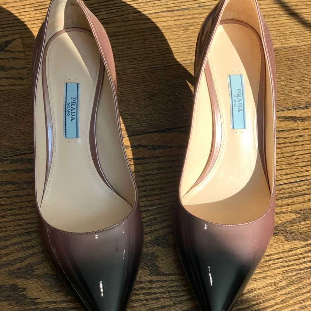 Prada Heels sz 37 - image 3