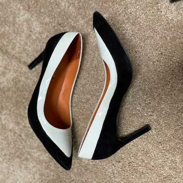 Via Spiga White and Black Heels