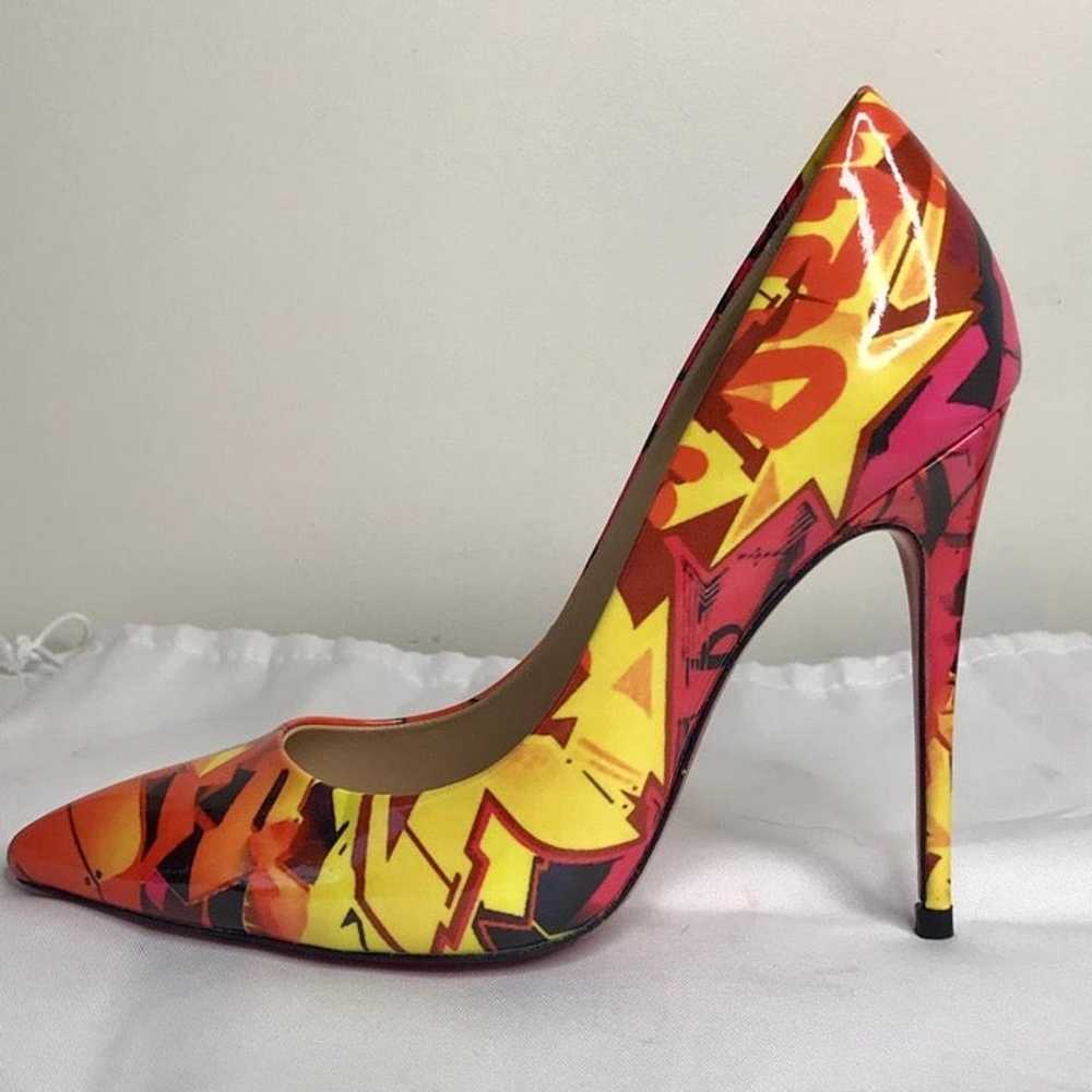 Metrograf Graffiti High Heel Pumps 36 - image 11