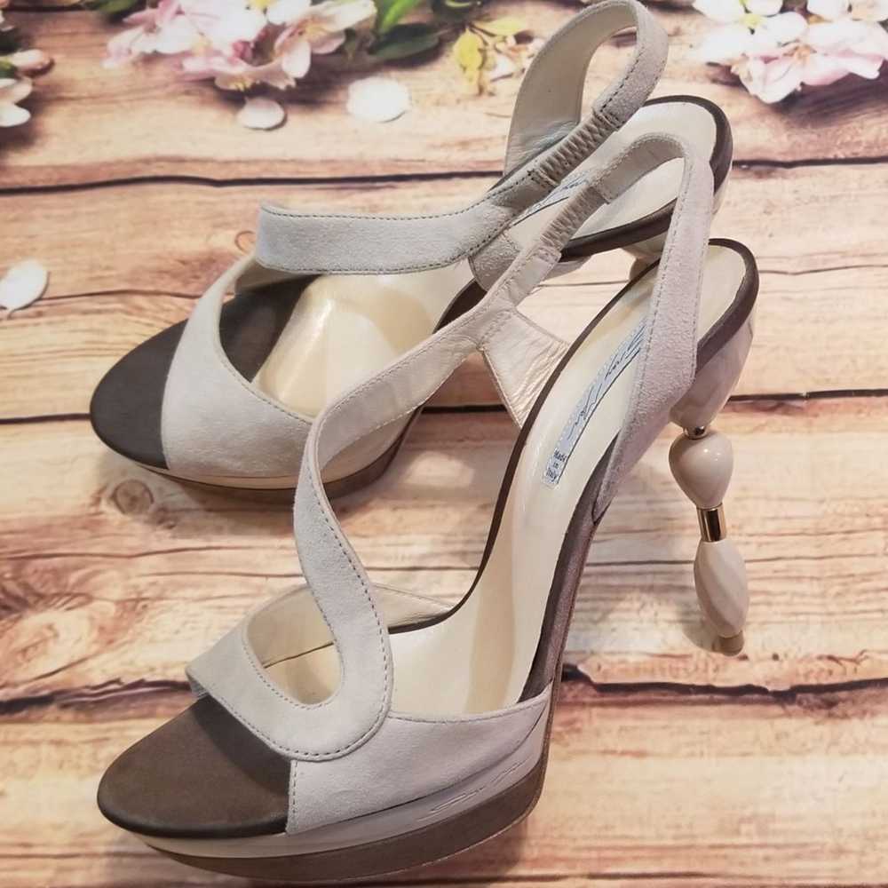 Rare Grey Mer Suede Heels With Acrylic H - image 6