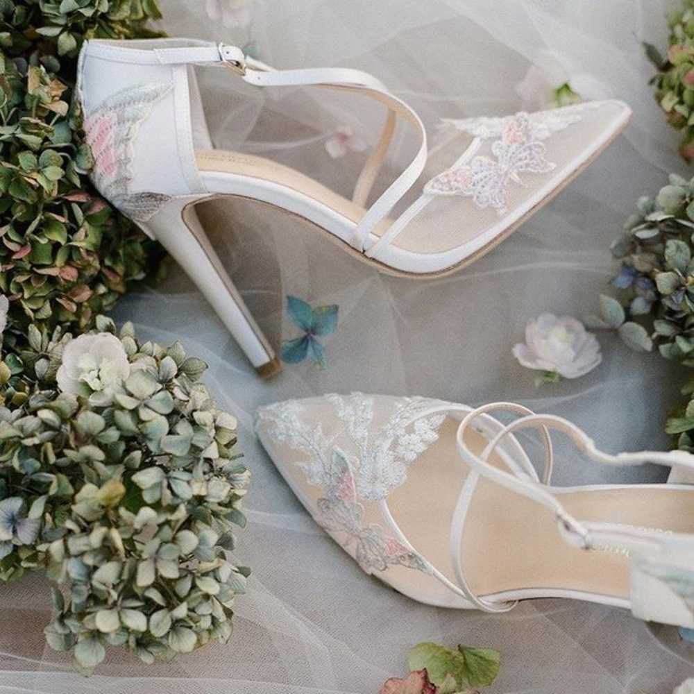 White transparent pattern high heels - image 5