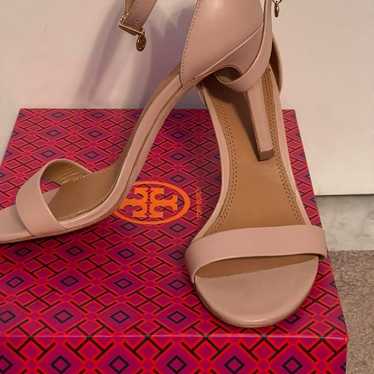 Like New Authentic Tory Burch Heels