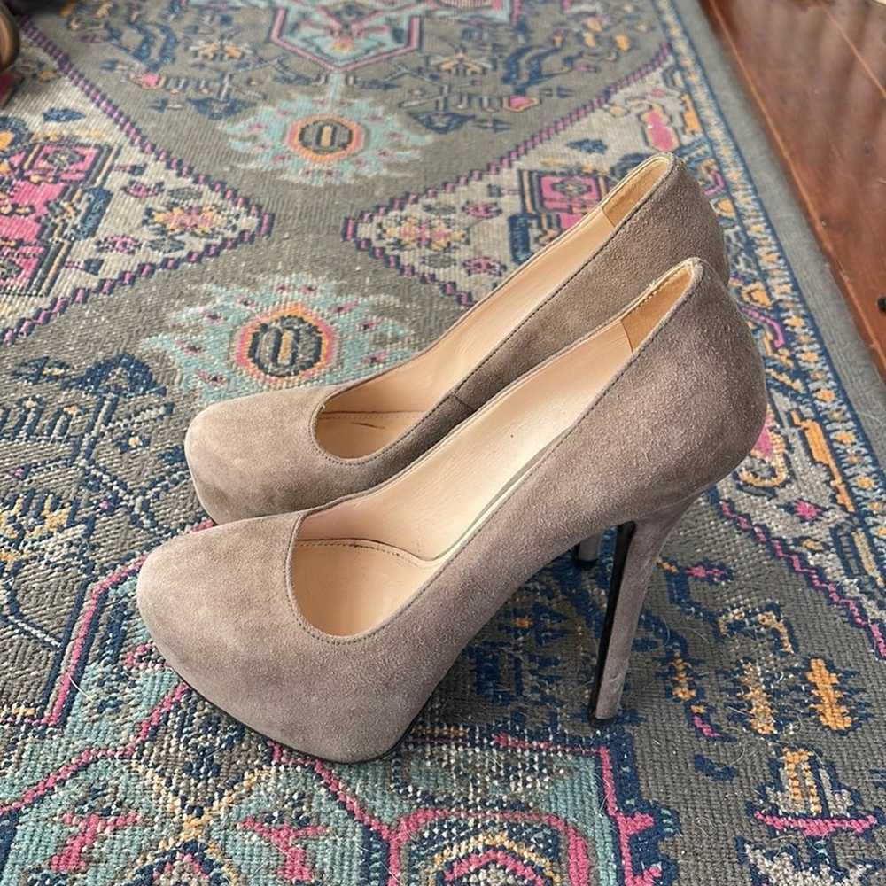 Prada Camoscio suede platform pump stiletto heels… - image 3