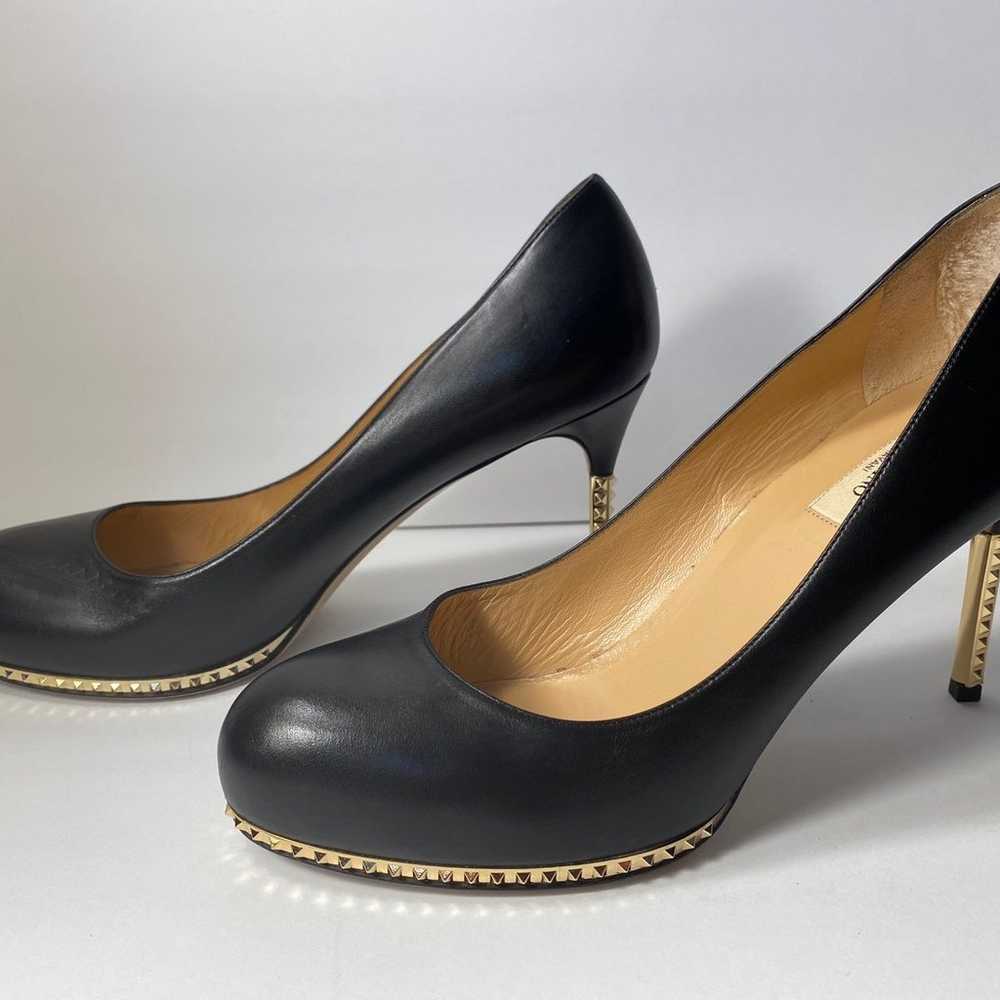 Valentino Garavani pumps leather rockstud heels b… - image 3