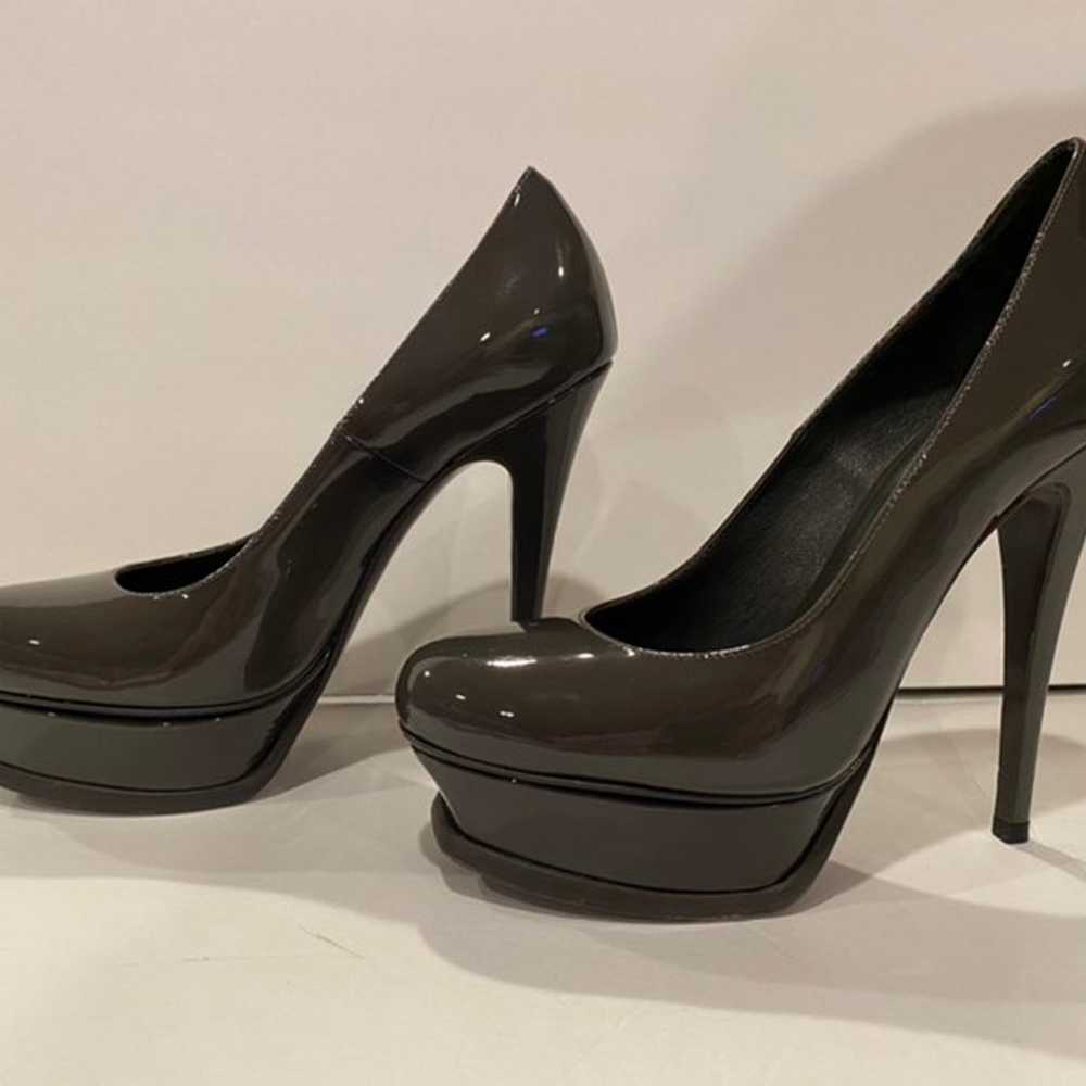 YSL yves saint laurent patent leather pumps Heels… - image 3