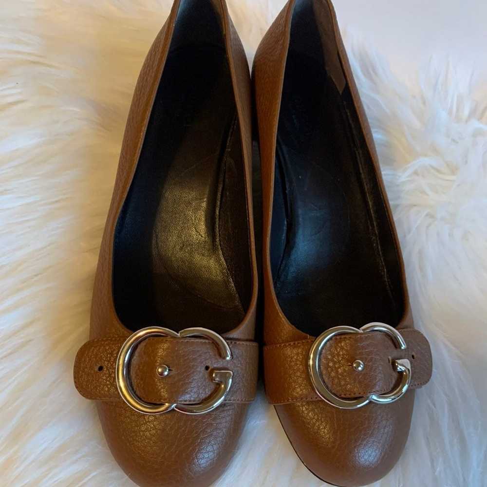 Gucci pebbled leather Heel Pump - image 1