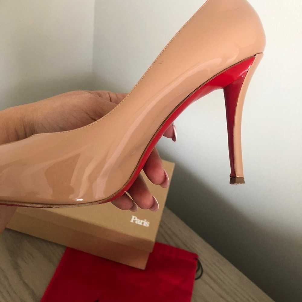 Christian louboutin nude - image 1