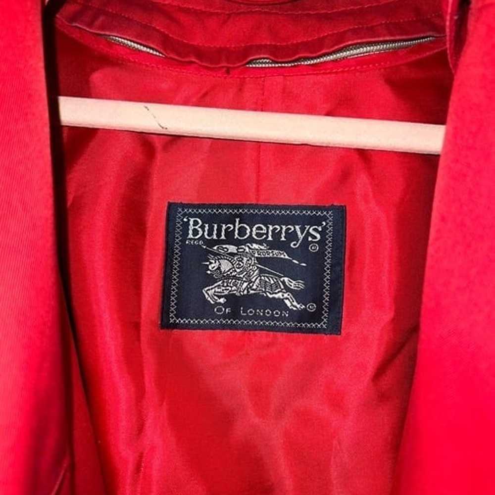 Burberry trench coat - image 12