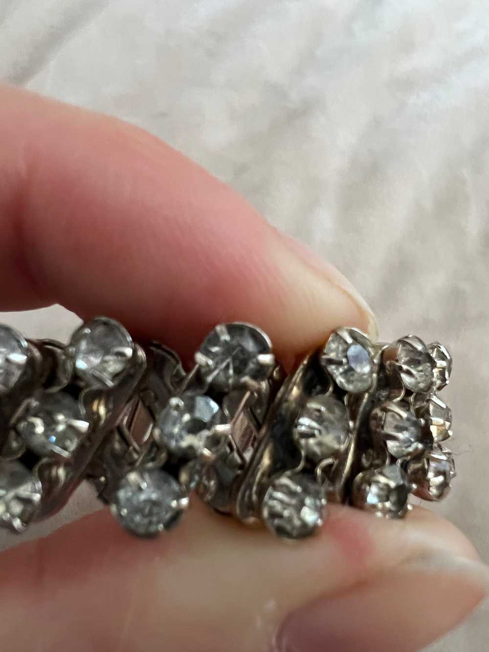 1960s Vintage Rhinestone Expandable Bracelet - image 11