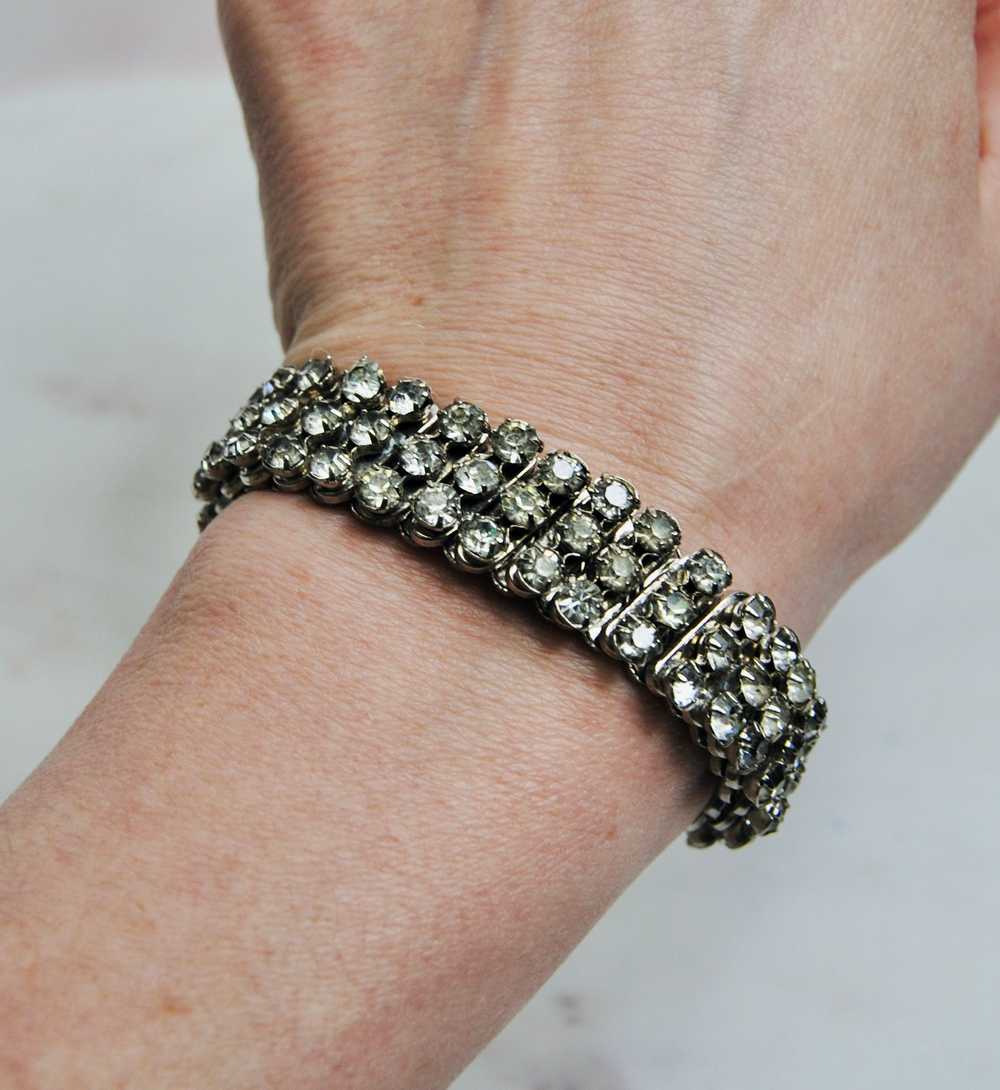 1960s Vintage Rhinestone Expandable Bracelet - image 1